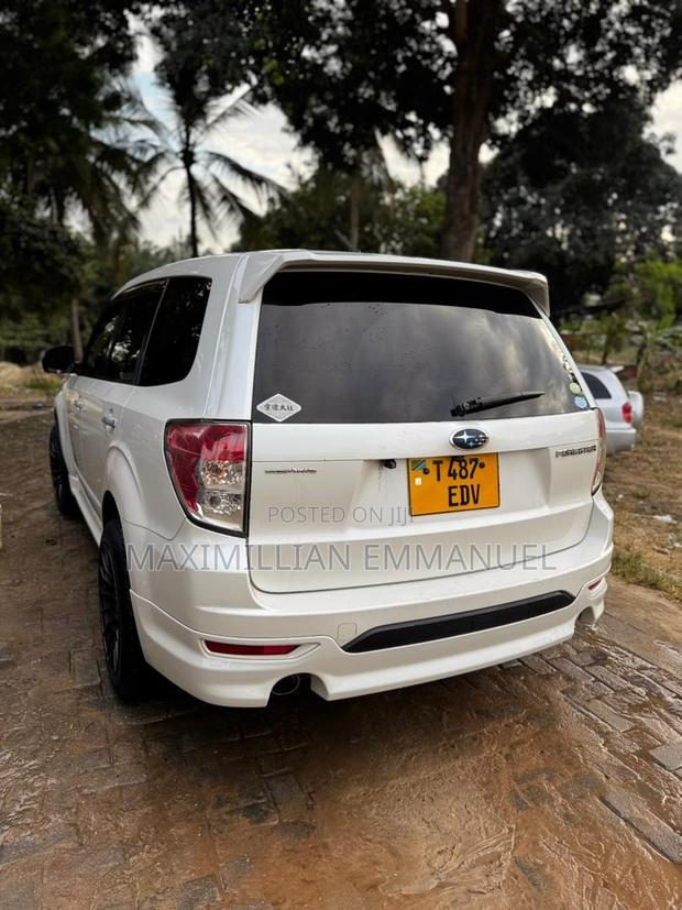 Subaru Forester 2011 White
