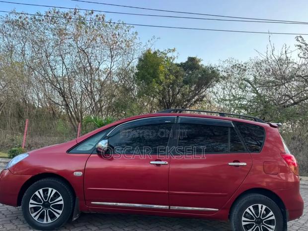 Toyota Corolla Spacio 2006 Maroon