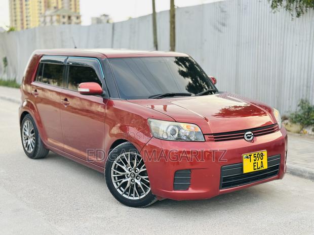 Toyota Corolla Rumion 2007 Maroon