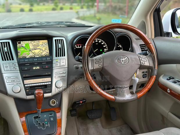 Toyota Harrier 2004 White