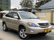 Toyota Harrier 2006 Gold for sale