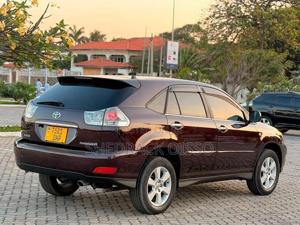 Toyota Harrier 2007 Maroon