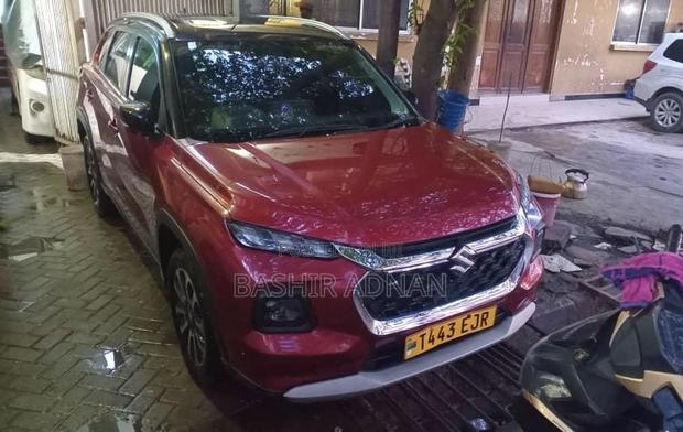 Suzuki Grand Vitara 2023 Maroon