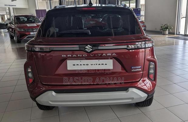 Suzuki Grand Vitara 2023 Maroon