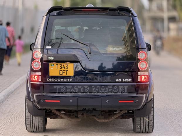 Land Rover Discovery 2010 Blue