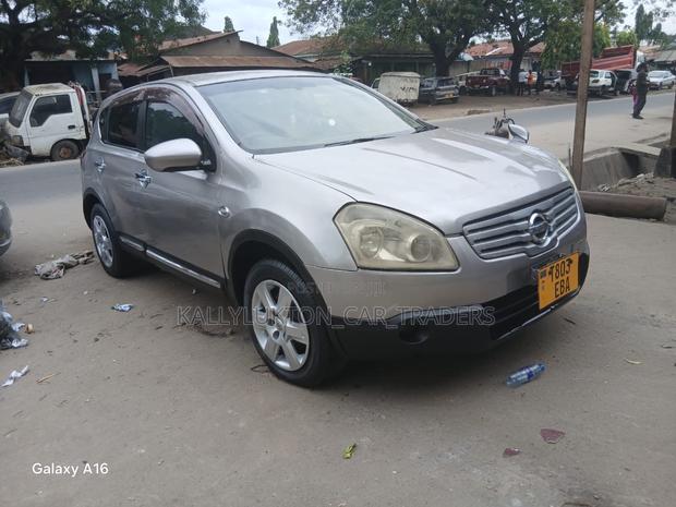 Nissan Dualis 2011 Silver
