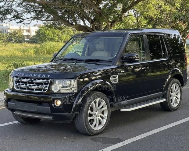 Land Rover Discovery 2015 Black
