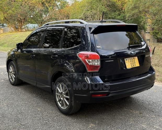 Subaru Forester 2014 Black