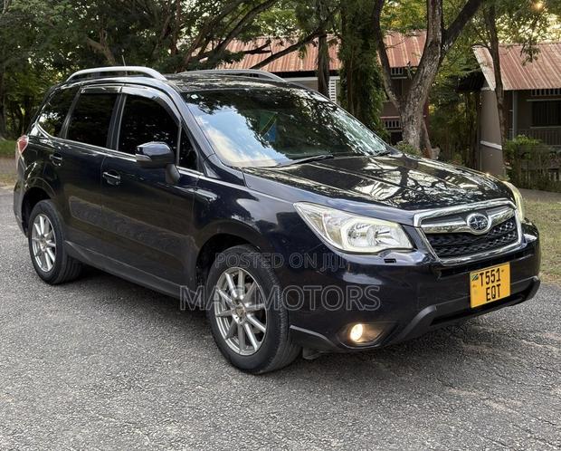 Subaru Forester 2014 Black