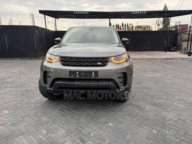 Land Rover Discovery 2017 Gray