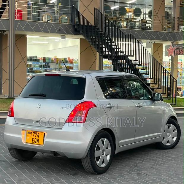 Suzuki Swift 2009 Silver