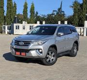 Toyota Fortuner 2.8 D RWD 2017 Silver for sale