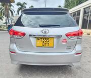 Toyota Wish 2011 Silver for sale