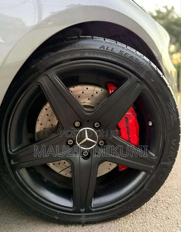 Mercedes-Benz A-Class 2014 Gray