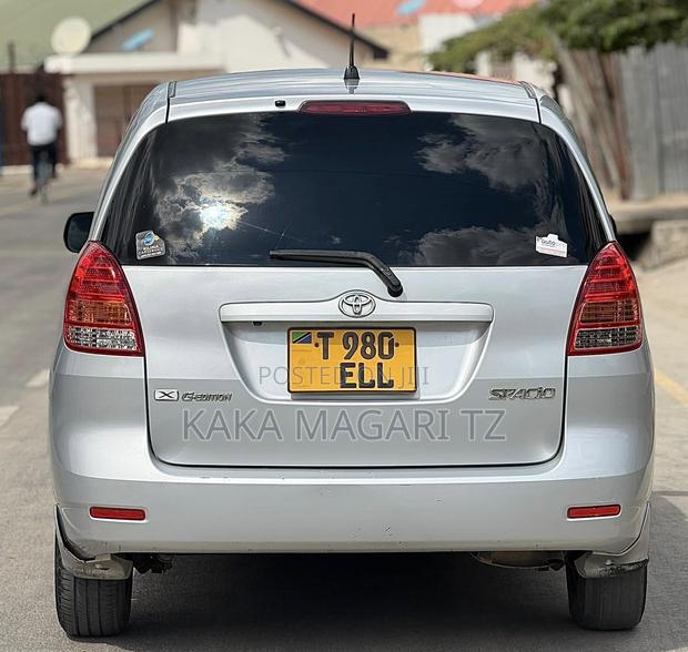 Toyota Corolla Spacio 2004 Silver