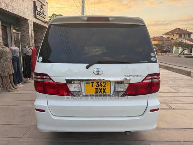 Toyota Alphard 2007 Pearl