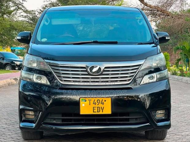 Toyota Vellfire 2009 Black