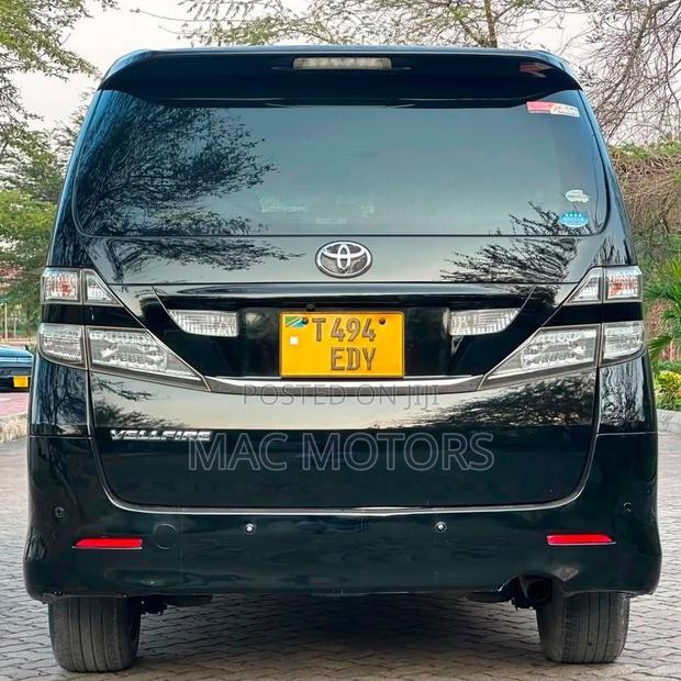 Toyota Vellfire 2009 Black
