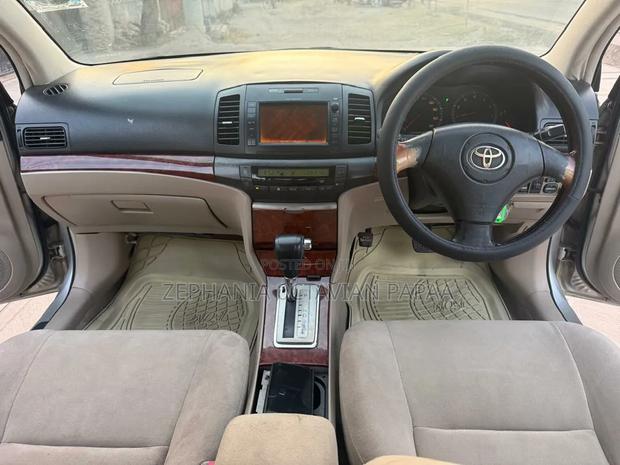 Toyota Premio 2003 Silver