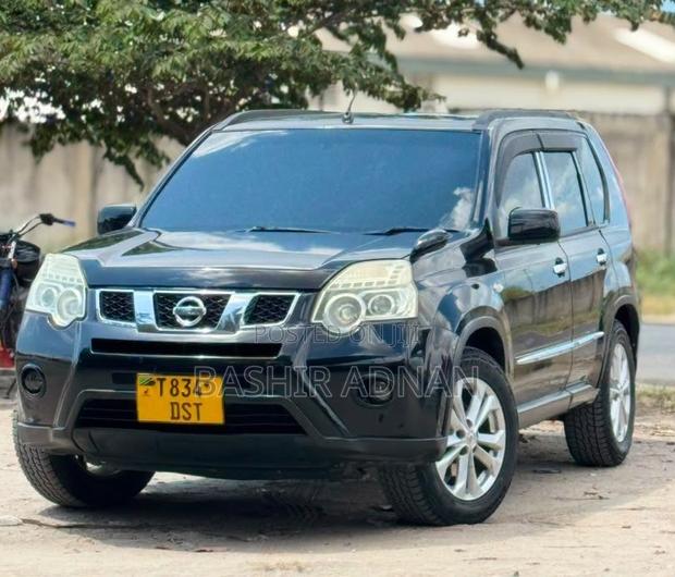 Nissan X-Trail 2010 Matt Black