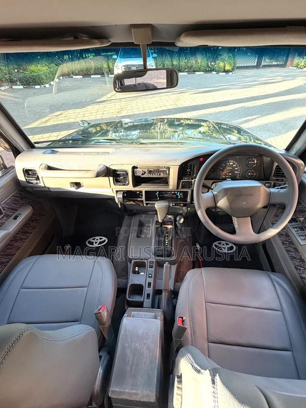 Toyota Land Cruiser Prado 1995 Black