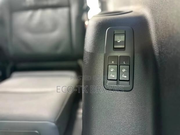 Toyota Land Cruiser Prado 2014 Black