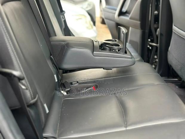Toyota Land Cruiser Prado 2014 Black