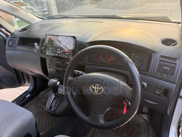 Toyota Corolla Spacio 2003 Silver