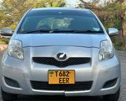 Toyota Vitz 2007 Silver for sale