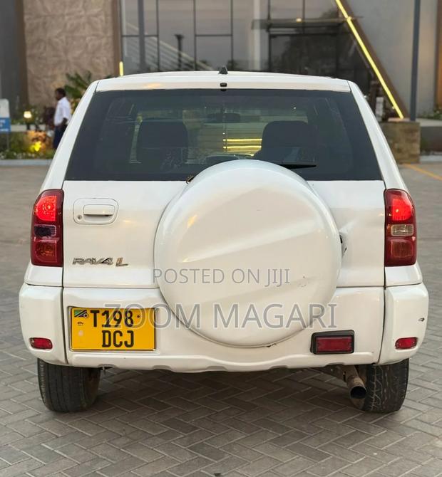 Toyota RAV4 2006 Pearl