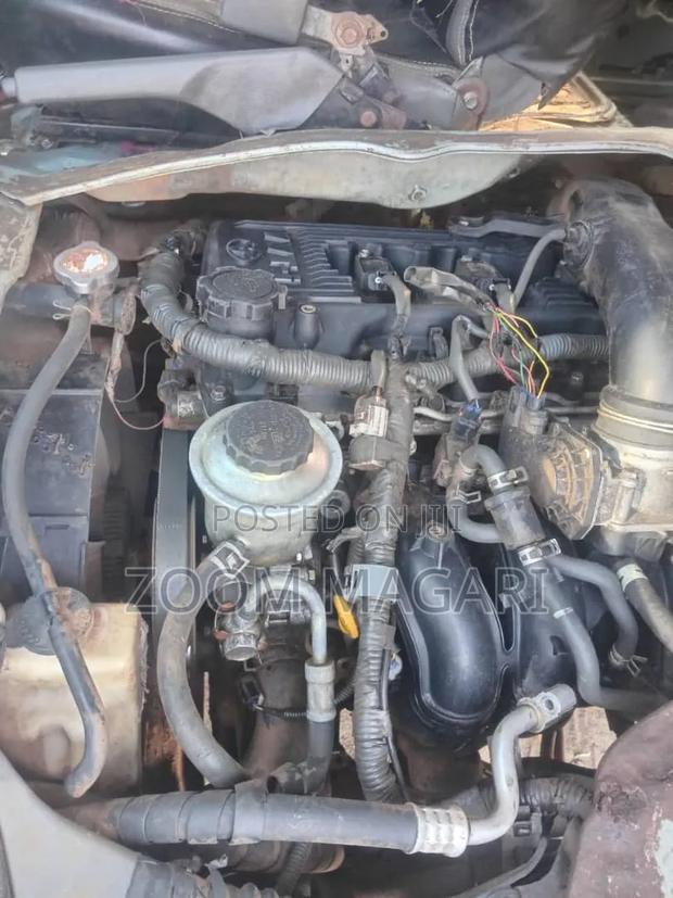 Toyota Crown Royale 2005 Black