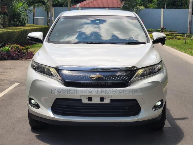 Toyota Harrier 2017 White