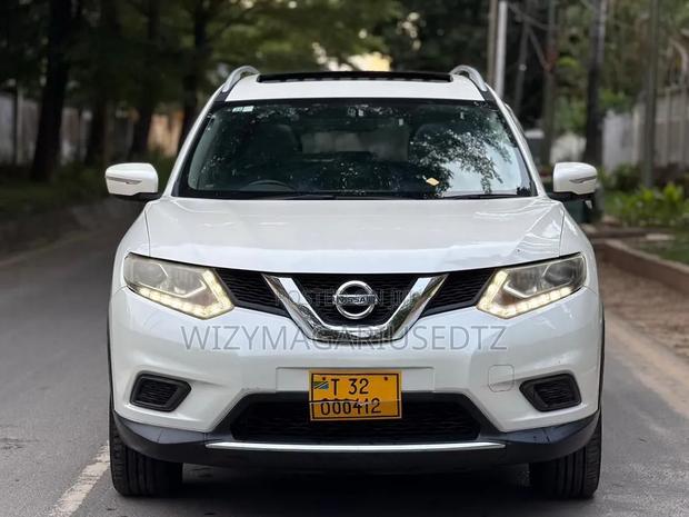 Nissan X-Trail 2013 Pearl