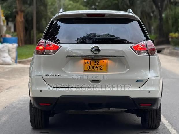 Nissan X-Trail 2013 Pearl