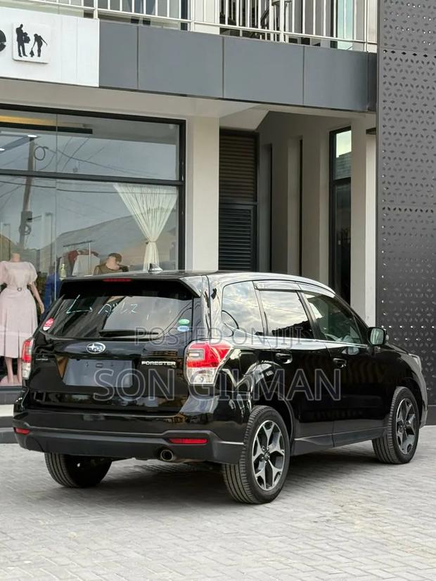 Subaru Forester 2015 Black