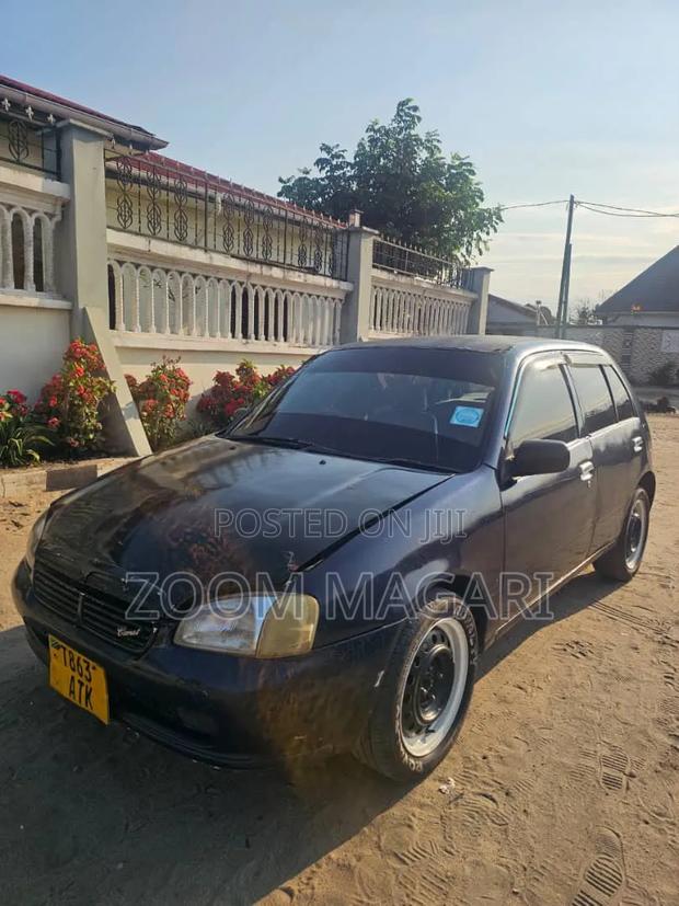 Toyota Starlet 2000 Blue