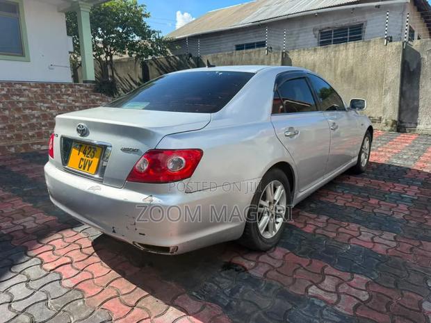 Toyota Mark X 2006 Silver