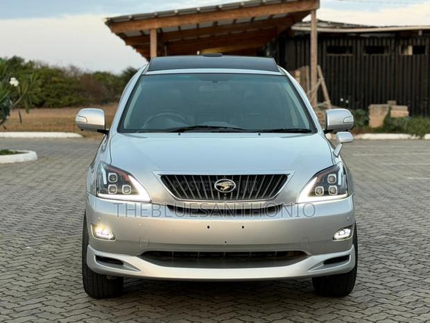 Toyota Harrier 2011 Silver
