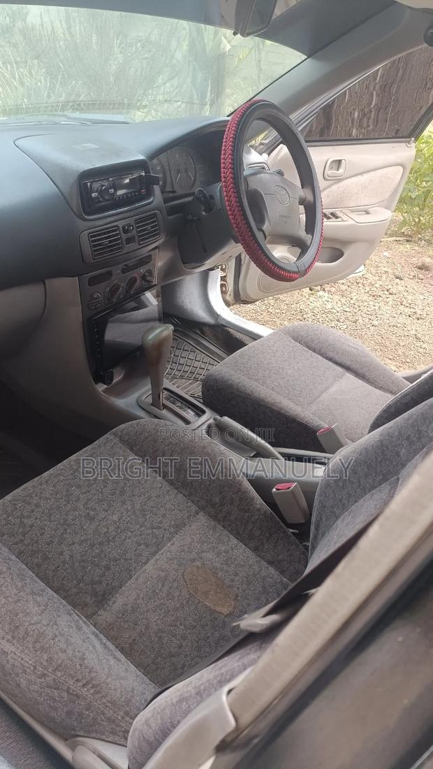 Toyota Sprinter 2000 White