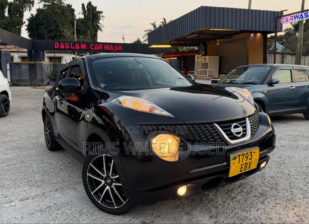 Nissan Juke 2012 Black