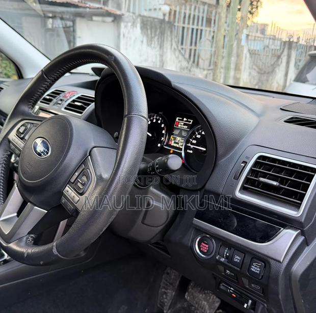 Subaru Forester 2016 Black