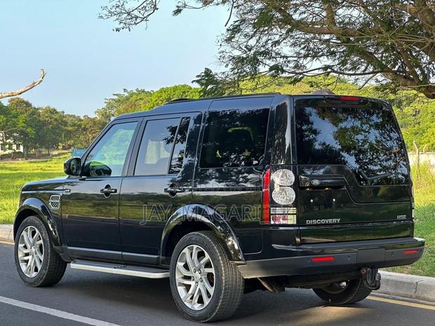 Land Rover Discovery 2015 Black