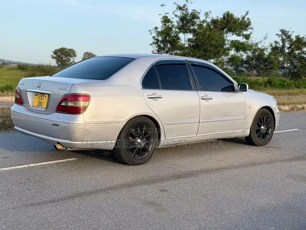 Toyota Brevis 2005 Silver