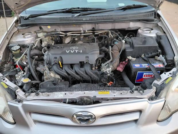 Toyota Corolla RunX 2006 Pink
