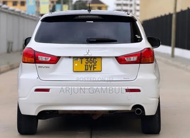 Mitsubishi RVR 2010 White
