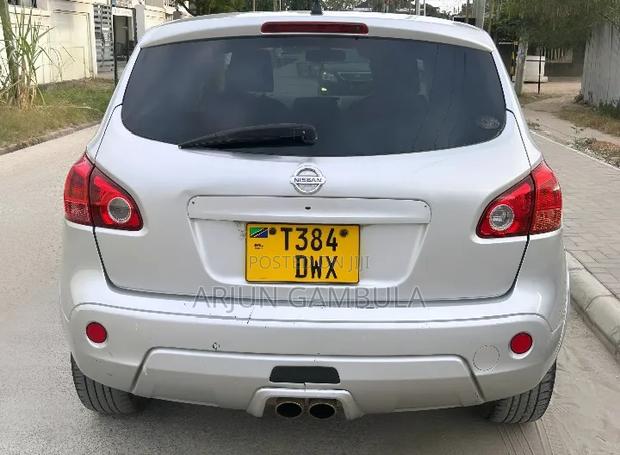 Nissan Dualis 2010 Silver