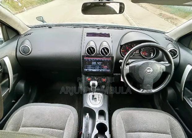 Nissan Dualis 2010 Silver
