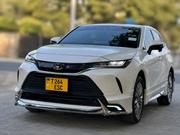 Toyota Harrier 2020 White for sale