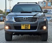 Toyota Hilux WORKMATE 4x4 2015 Gray for sale