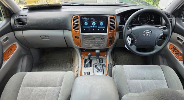 Toyota Land Cruiser 100 VX 4.7 V8 2005 Green